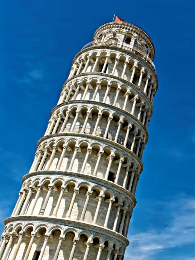 Pisa og det skæve tårn